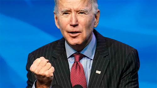 Президент США показал кулак